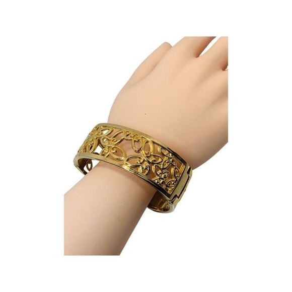 Vintage Open Face Butterfly Cut Out Gold Tone Adjustable Cuff Bracelet 6”-8” - Picture 5 of 7